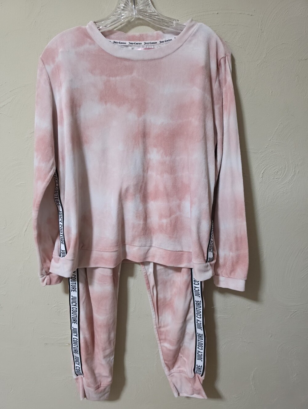 Juicy Couture Pink Tie-Dye Lounge Pajama Set